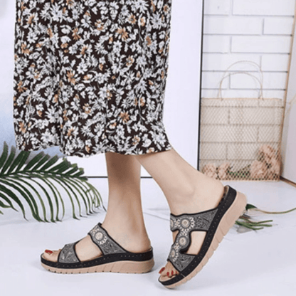 Groovywish Women Comfortable Flower Crystal Summer Sandals